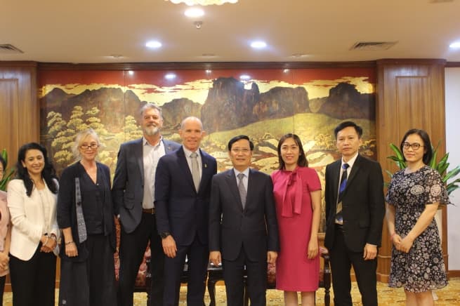 VCCI, Auscham Join Forces to Empower SMEs and Business Leaders