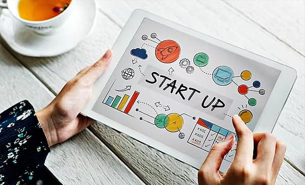 Startups look to build synergy with established names