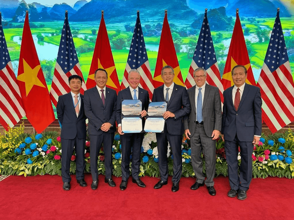 Vietnam Airlines orders 50 Boeing 737 MAX planes