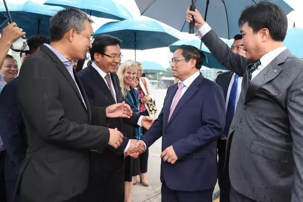 Prime Minister Pham Minh Chinh leaves Hanoi for high-level week of UNGA78 and bilateral activities