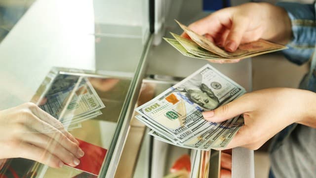 What are the prospects for major currencies?