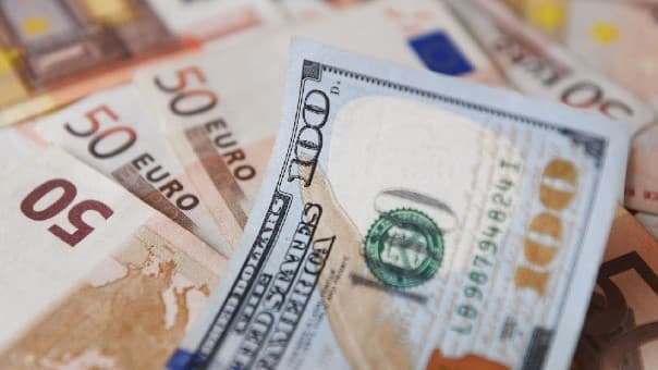 Reference exchange rate on Sep. 26: 24,084 VND/USD, up 8 VND