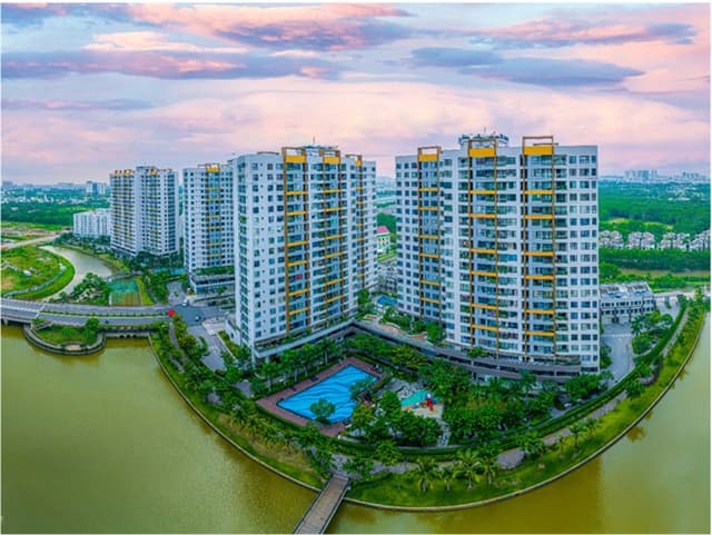 Realty firms look to raise capital via bonds