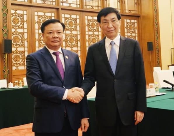Hanoi Party Secretary meets with China’s top political advisor in Beijing