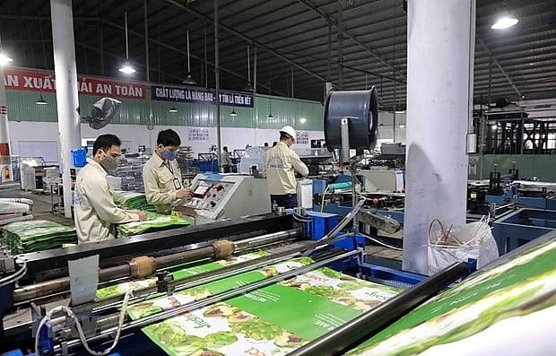 Overseas packaging titans continue to snap up locals