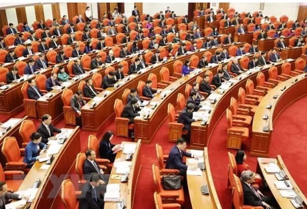 13th Party Central Committee's 8th plenum: Building contingent of intellectuals in new period