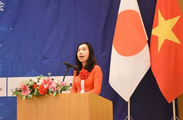 Deputy Minister of Foreign Affairs meets with Vietnamese community in Japan’s Kyushu