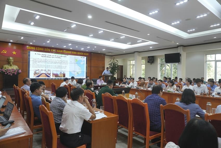 Illegal import of livestock and poultry soars in first nine months