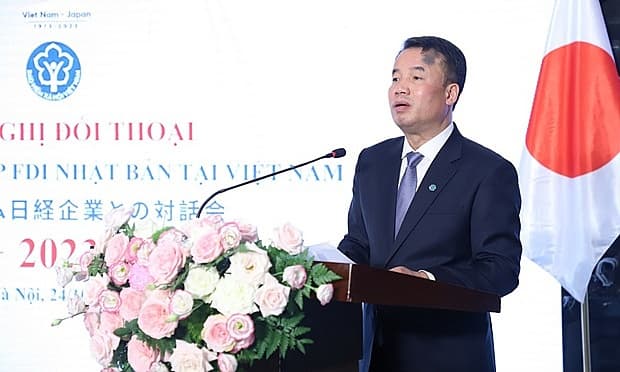 Japanese firms take part in dialogue on social, health insurance
