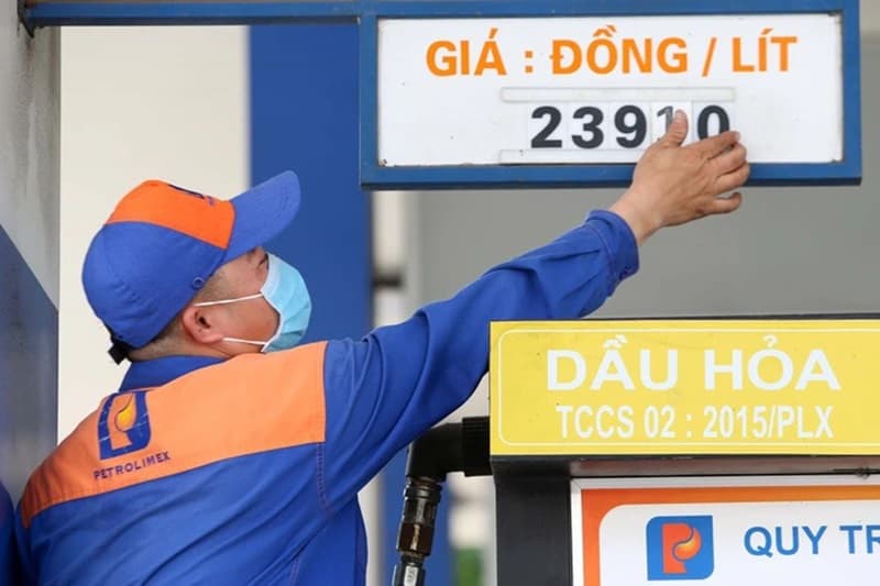Petroleum Stabilization Fund: The Need for an Intermediary Agency