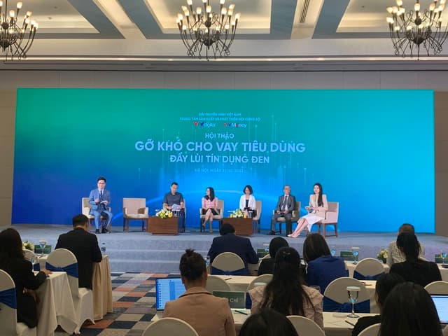 Removing barriers to consumer loans an effective way to combat loan sharks