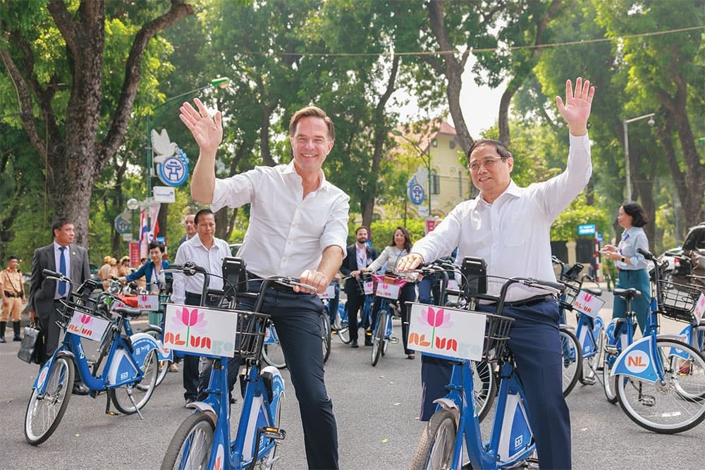 Dutch activity in abundance with Vietnam