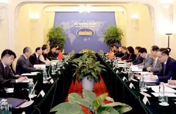 Vietnamese, Chinese Foreign Ministries hold talk on territorial, border issues
