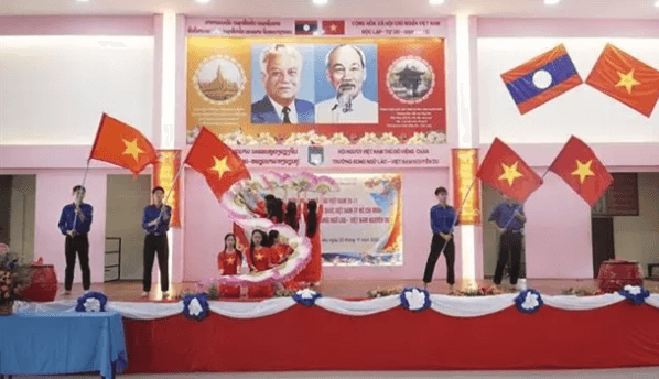 Bilingual school in Laos celebrates Vietnamese Teacher’s Day