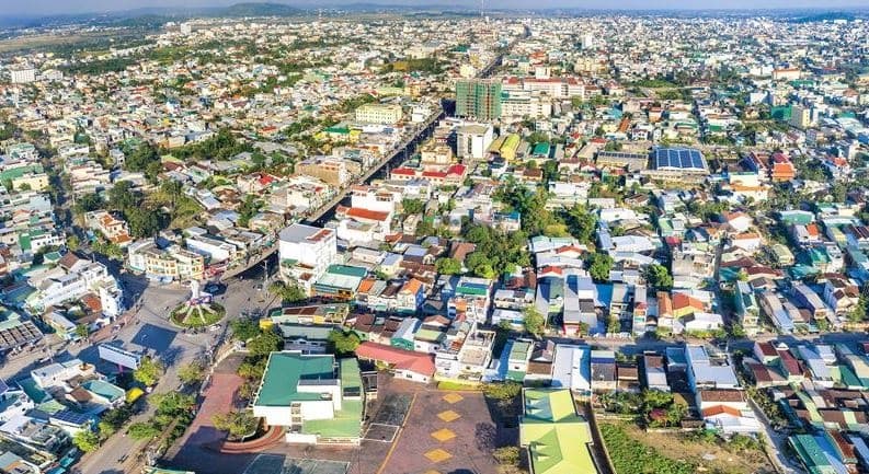 Quang Ngai strives to become well-developed locality