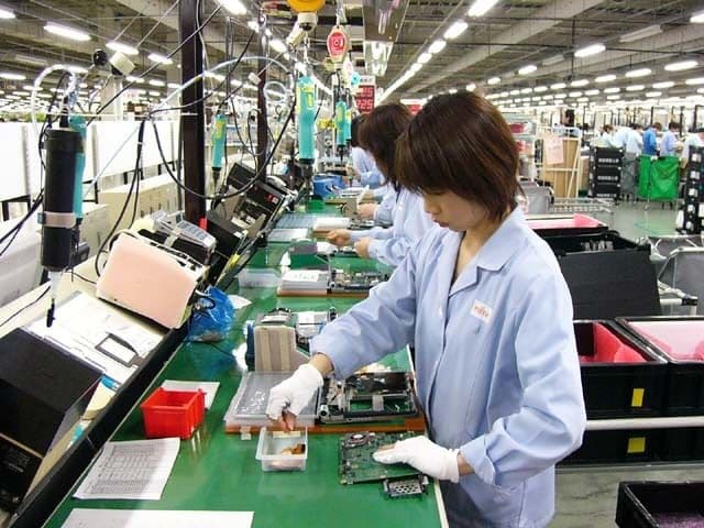 Apple to Move Key IPad Engineering Resources to Viet Nam: Nikkei Asia