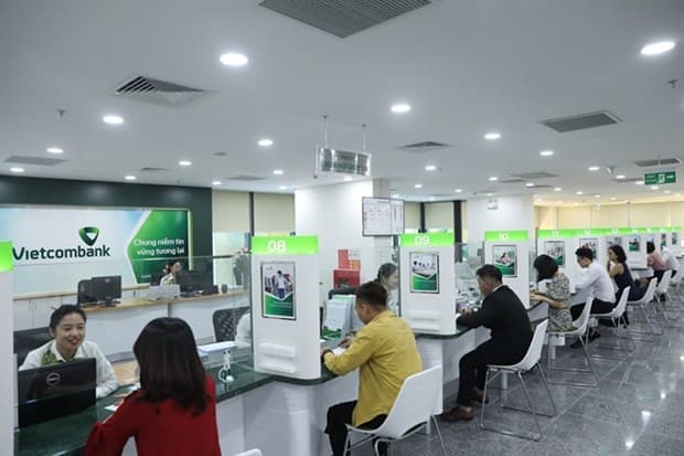 Deposit interest rates hit record low
