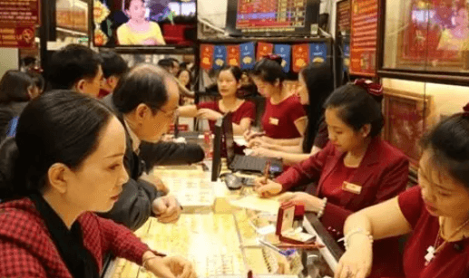 Prime Minister orders prompt measures to stabilize domestic gold market