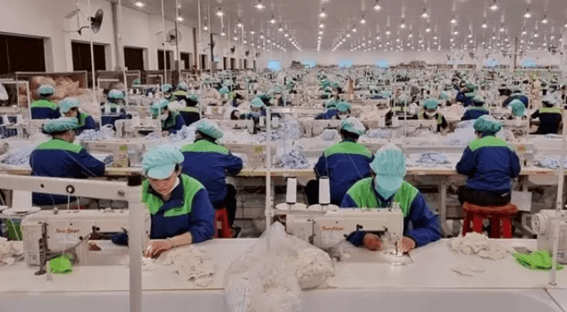 Bloomberg gives positive economic outlook for Vietnam in 2024