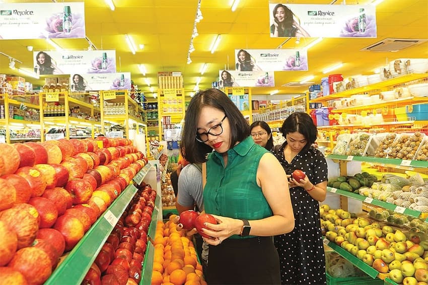 Imported fruit gaining a bigger foothold in market