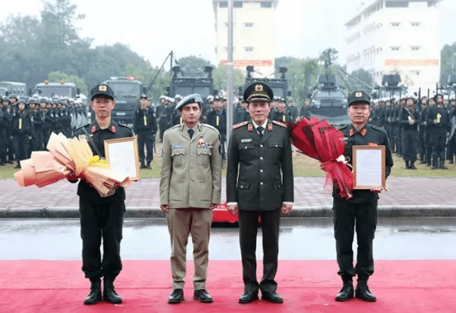 First police peacekeeping unit of Vietnam established: Deputy Minister