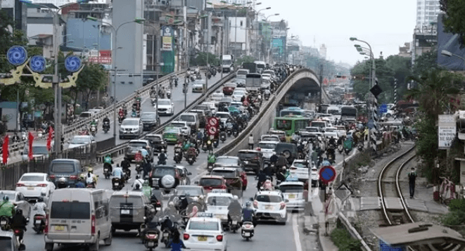 Hanoi takes measures to reduce traffic jams