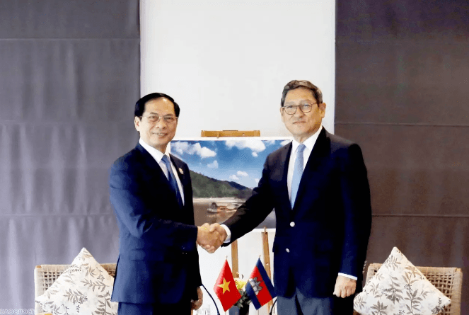 Vietnam, Cambodia pledge to support Laos’ ASEAN Chairmanship 2024: Foreign Ministers