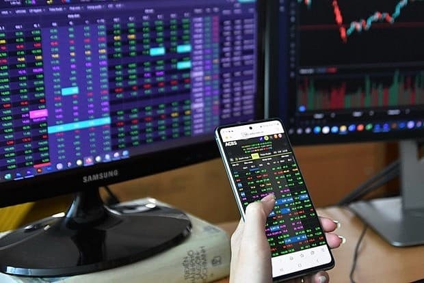 Vietnam Stock Exchange’s revenue down nearly 44 pc in 2023