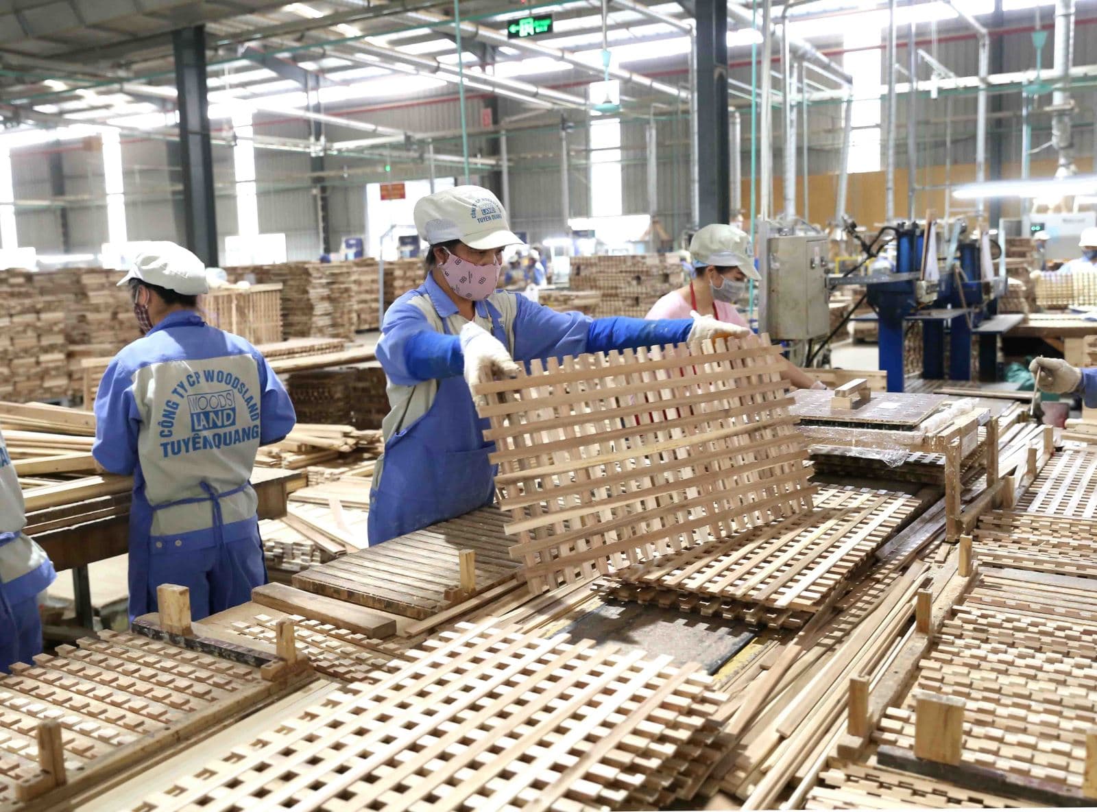 Vietnam aims to export US$16 billion worth of timber this year