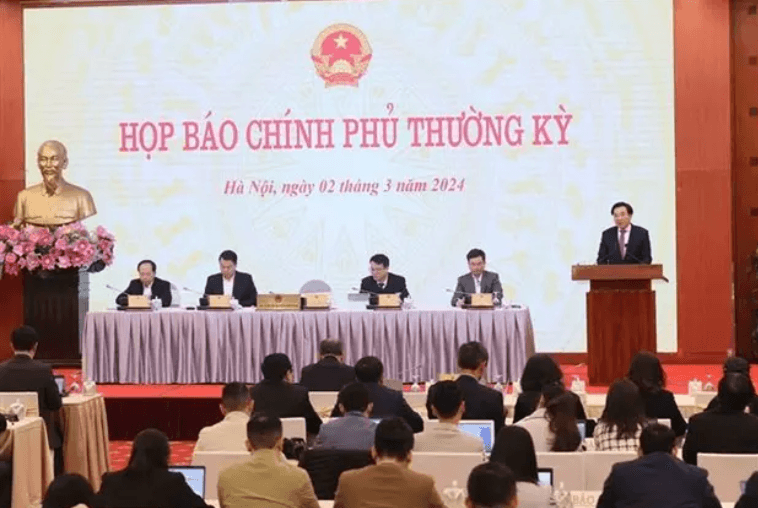 PM Pham Minh Chinh chairs Government meeting, urging greater efforts to boost new growth motivations