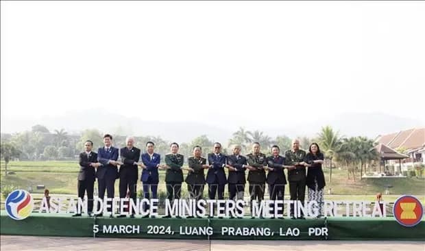 Vietnam calls for stronger ASEAN defence cooperation at regional meeting ADMM-Retreat