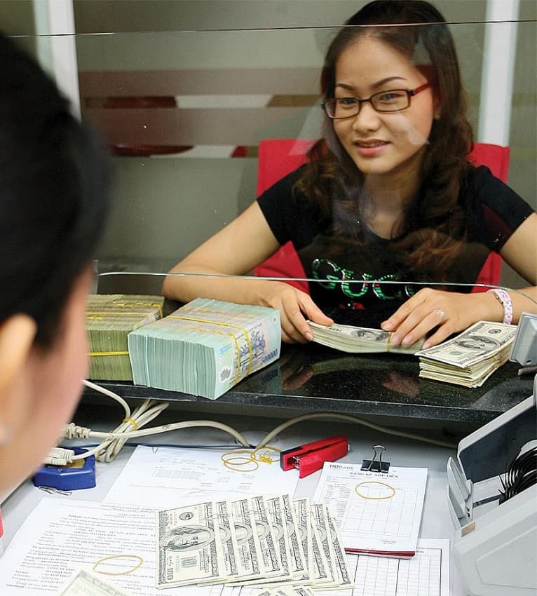 Exchange rate sparks debate on volatility