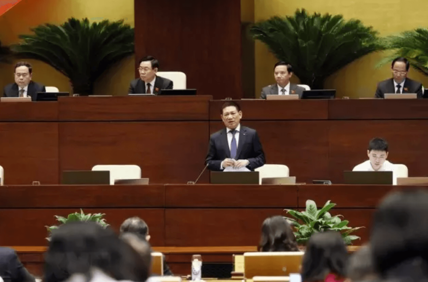 Finance Minister Ho Duc Phoc fields questions by NA Standing Committee