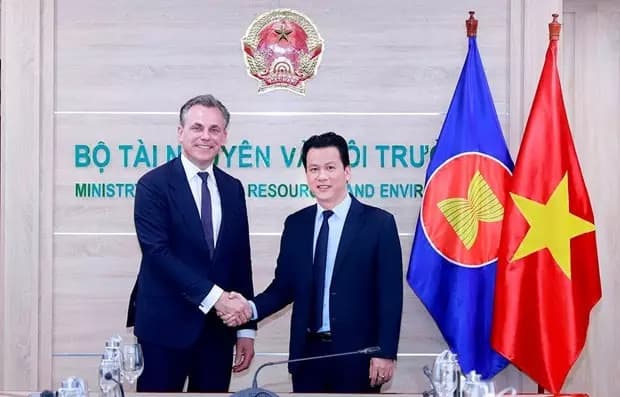Netherlands stands prepared to support Vietnam in sustainable sand mining, water management