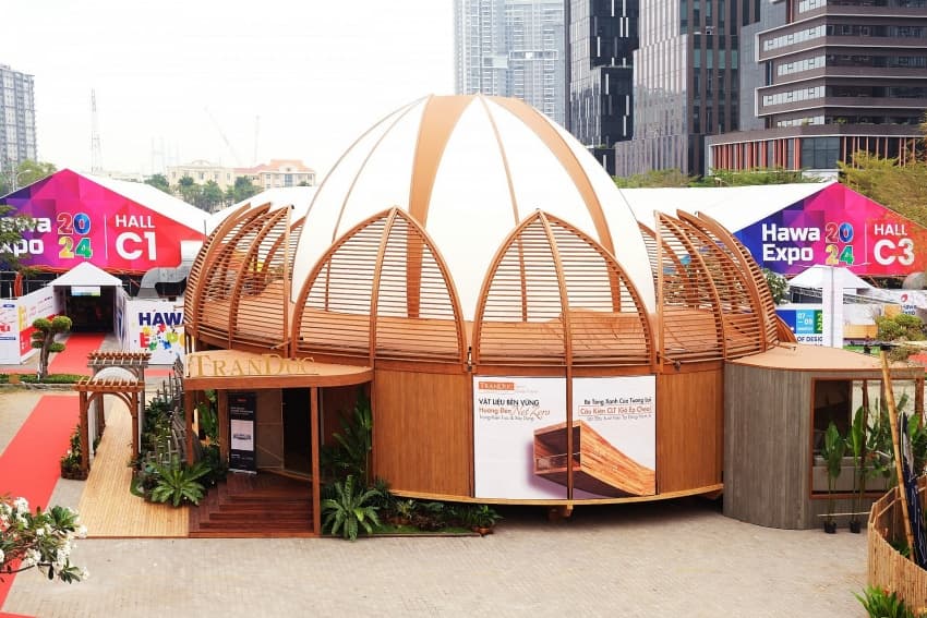 Tran Duc showcases Vietnamese culture at HawaExpo 2024 Trade Fair