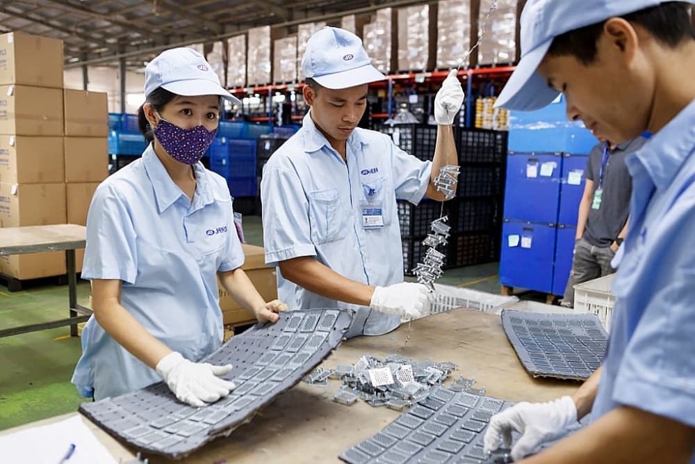 Enterprises expect effective, substantive reforms and put into practice