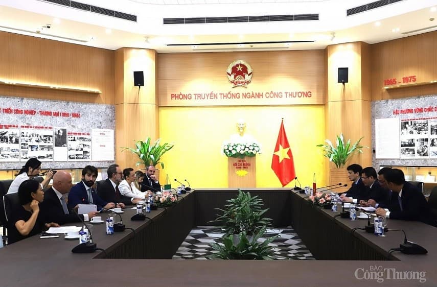 Vietnam, Italy beef up trade, investment cooperation
