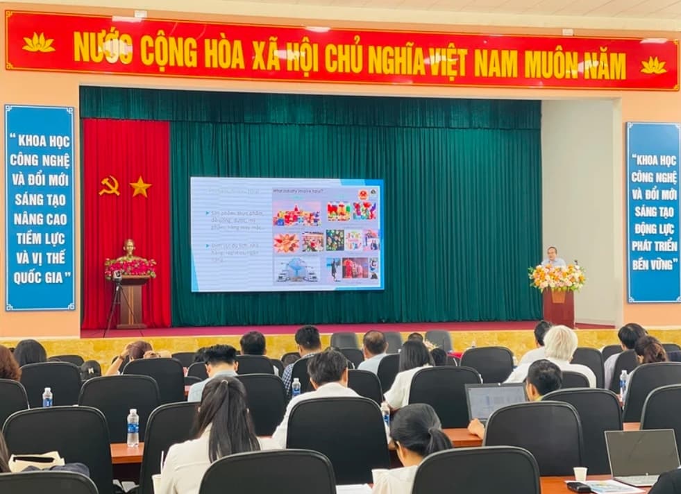 Workshop promotes development of Halal industry in central highlands region