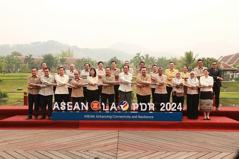 Continue to implement and complete important customs cooperation initiatives in ASEAN