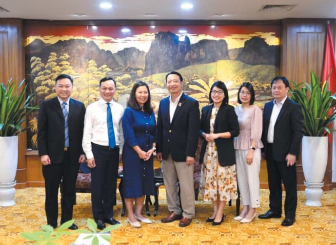 VCCI Pledges Support for Heineken's Sustainable Development in Vietnam