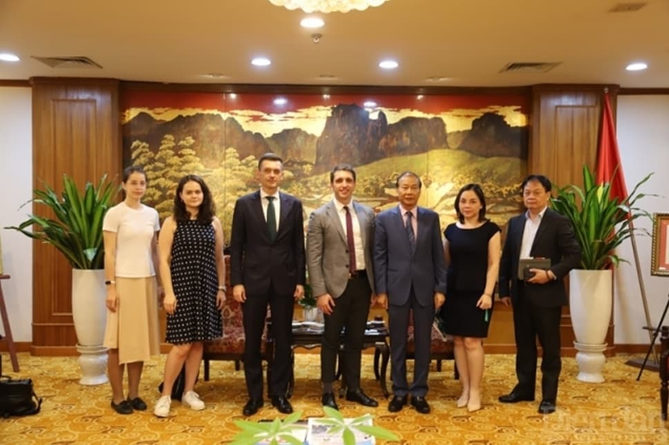 VCCI supports the Aluminum Association of Russia in seeking partners in Vietnam.