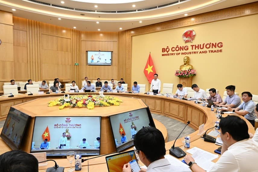 No power shortage under any circumstances: Minister