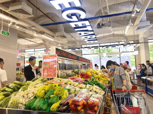 Hanoi’s retail sales, services revenue up 9 per cent in four months