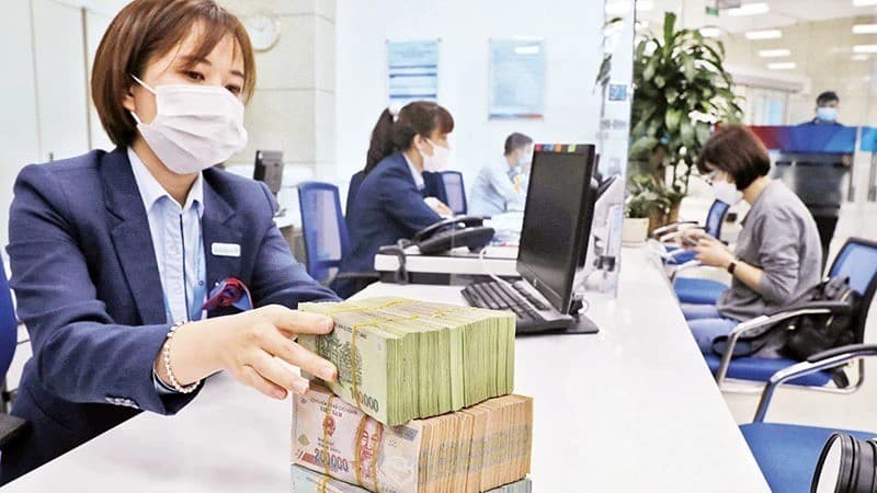 Vietnam cuts 12 administrative procedures in banking sector