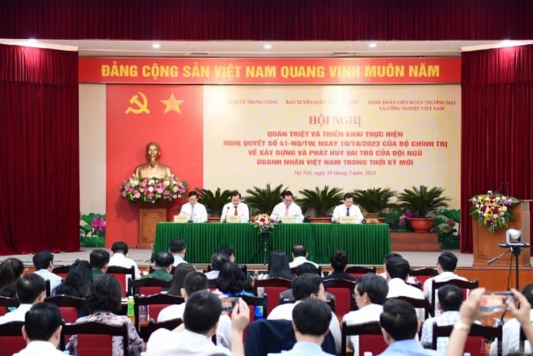 Implementing Resolution No. 41-NQ/TW into Life