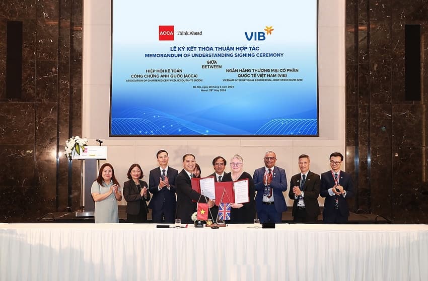 ACCA and VIB form a strategic partnership on human resources and business programmes