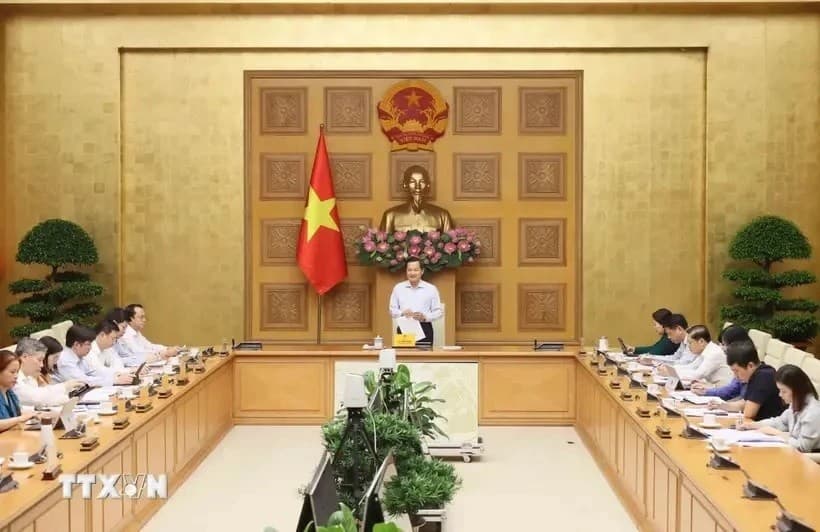 Deputy PM Le Minh Khai chaired Price Management Steering Committee to curb inflationary pressure