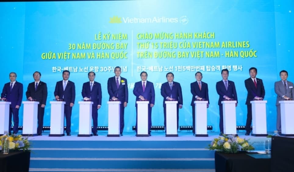 Viet Nam Airlines marks 30 years of non-stop service with South Korea