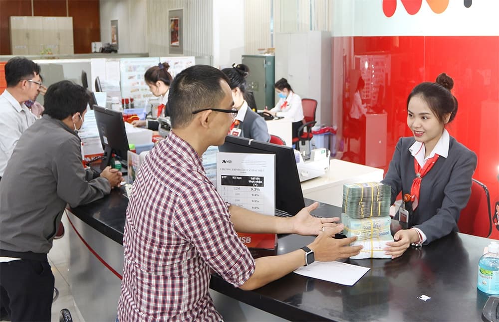 Banks continuing to plan cautious growth