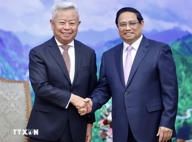 Vietnam strengthens ties with AIIB for strategic infrastructure development
